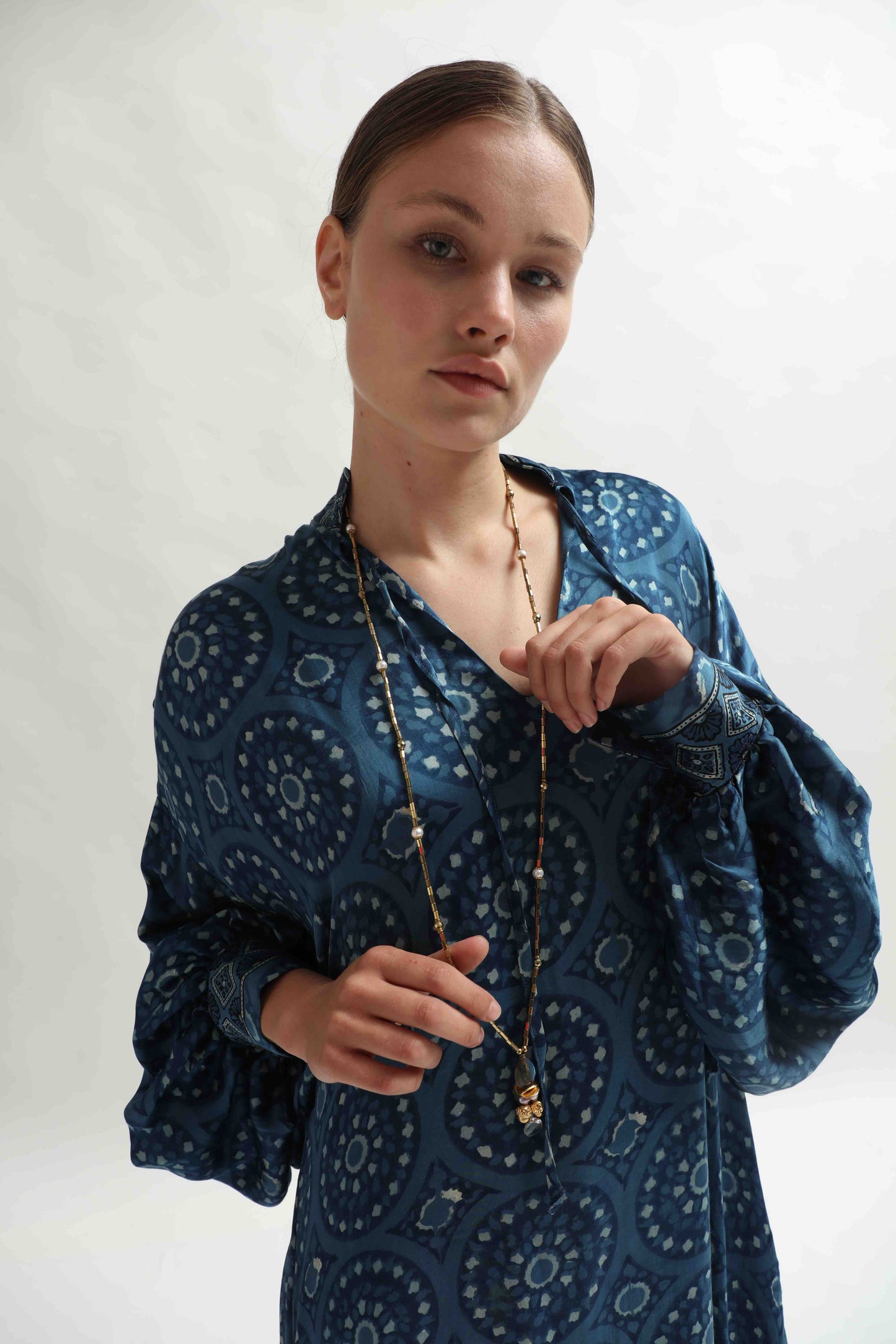 Gold and Labradorite Totem Pendente - Ilaria Fiorentini Jewellery