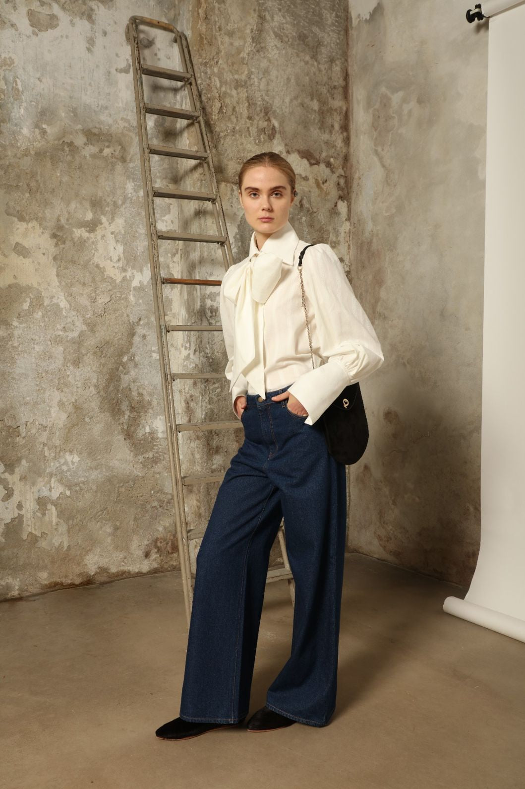 Baboush in Black Cowhide - House of Woven Stories