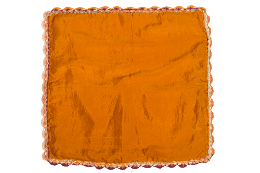 Soft, breathable Ophelia silk pillowcase by Supernaturae, handwoven in Murshidabad, India, and naturally dyed by Zapotec artisans in Oaxaca, Mexico with traditional pigments for rich, vibrant colors.