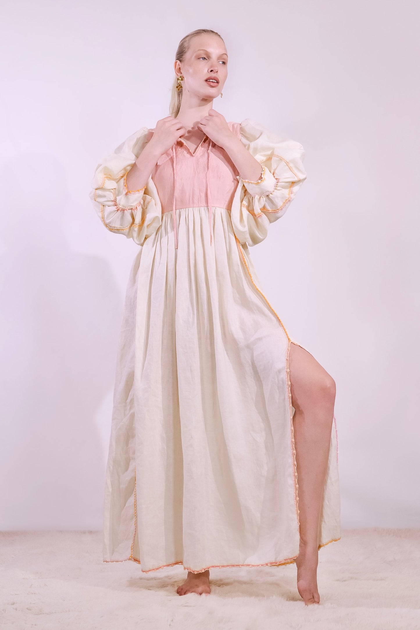 Serafina Dress by Supernaturae – handwoven silk kaftan in pink-violet tones, featuring natural plant dyes and artisanal crochet details. Lightweight, one-size fit, crafted in Mexico.