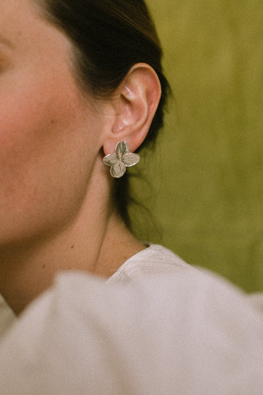 Handcrafted Single Hydrangea Earrings by Atelier Margaux Toussaint