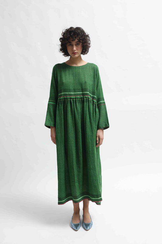 Handloomed green pure wool midi dress Rang 08 by Injiri, artisan-made in India with sustainable craftsmanship. Available at House of Woven Stories.