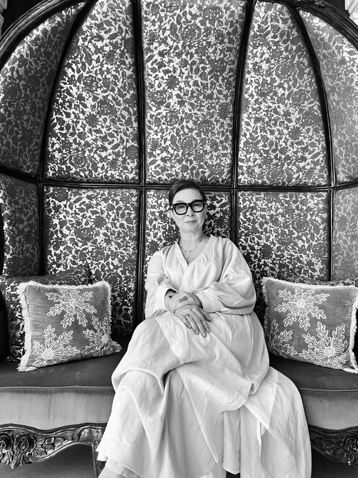 House of Woven Stories offers sustainable, handcrafted Italian garments combining artisanal craftsmanship, natural fibers, and minimalist design for timeless, ethical fashion.