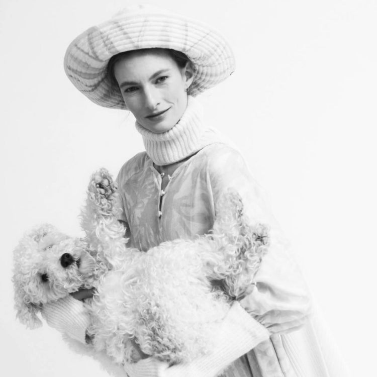 Hand-painted hat by Romualda, crafted in Spain from natural materials. A unique, wearable artwork blending fashion, art, and design. Part of House Woven Stories selection.
