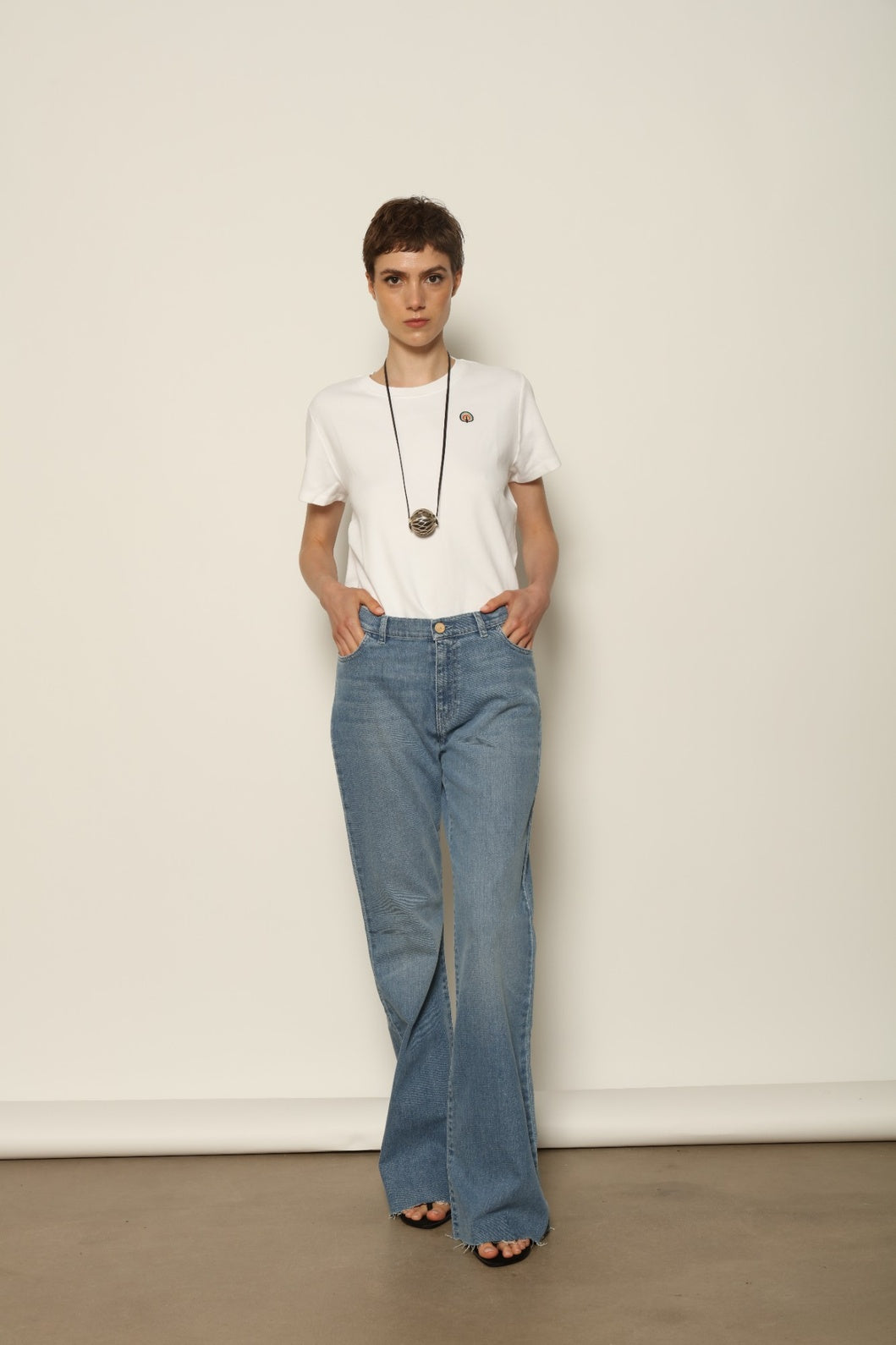Le Pantalon Tulipe in 10 Years Blue - Happy Haus