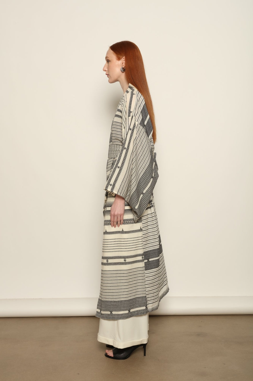 Chemena Ink Black Kimono - House of Woven Stories