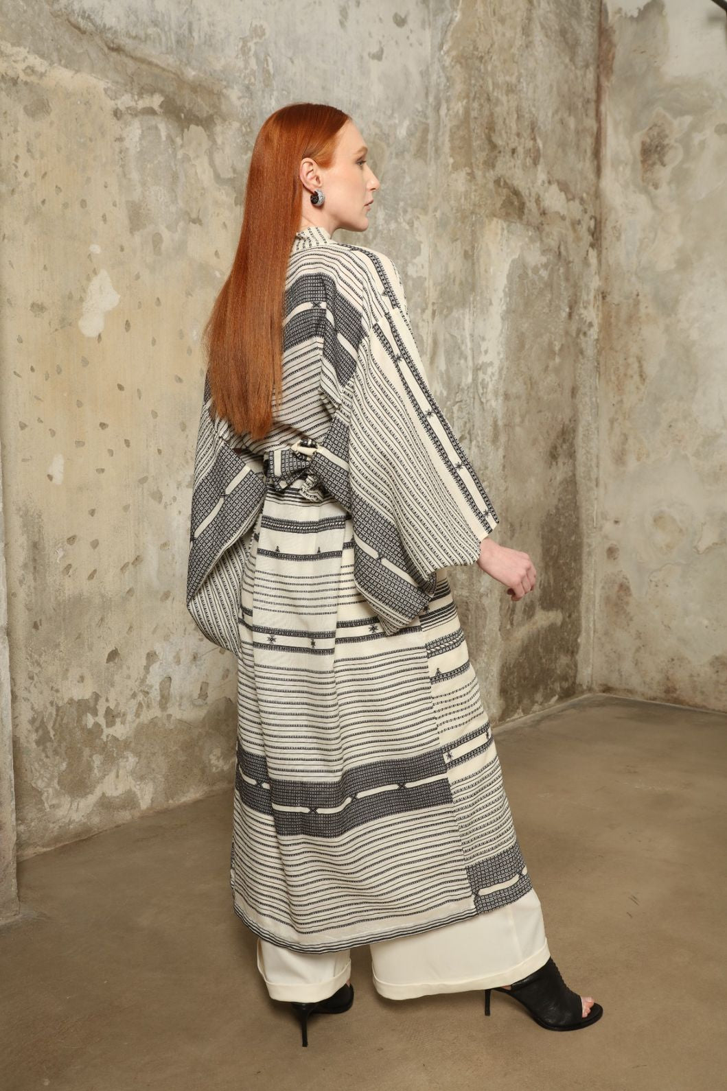 Chemena Ink Black Kimono - House of Woven Stories