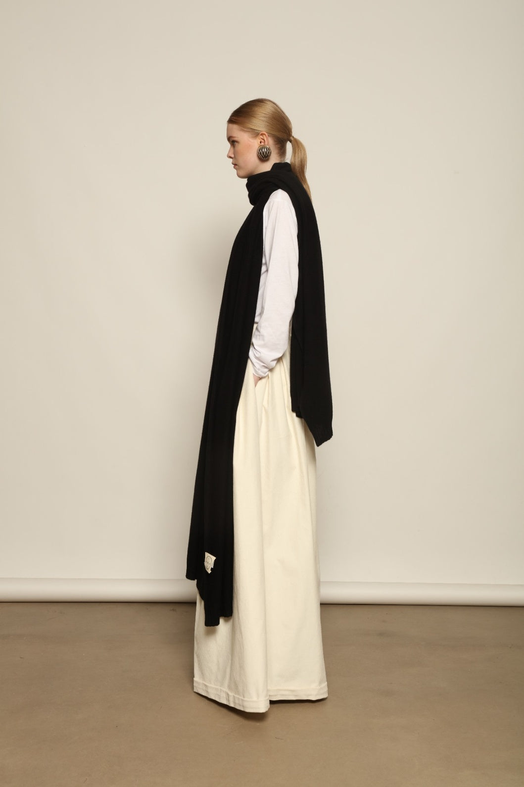 Black Leni Scarf - House of Woven Stories