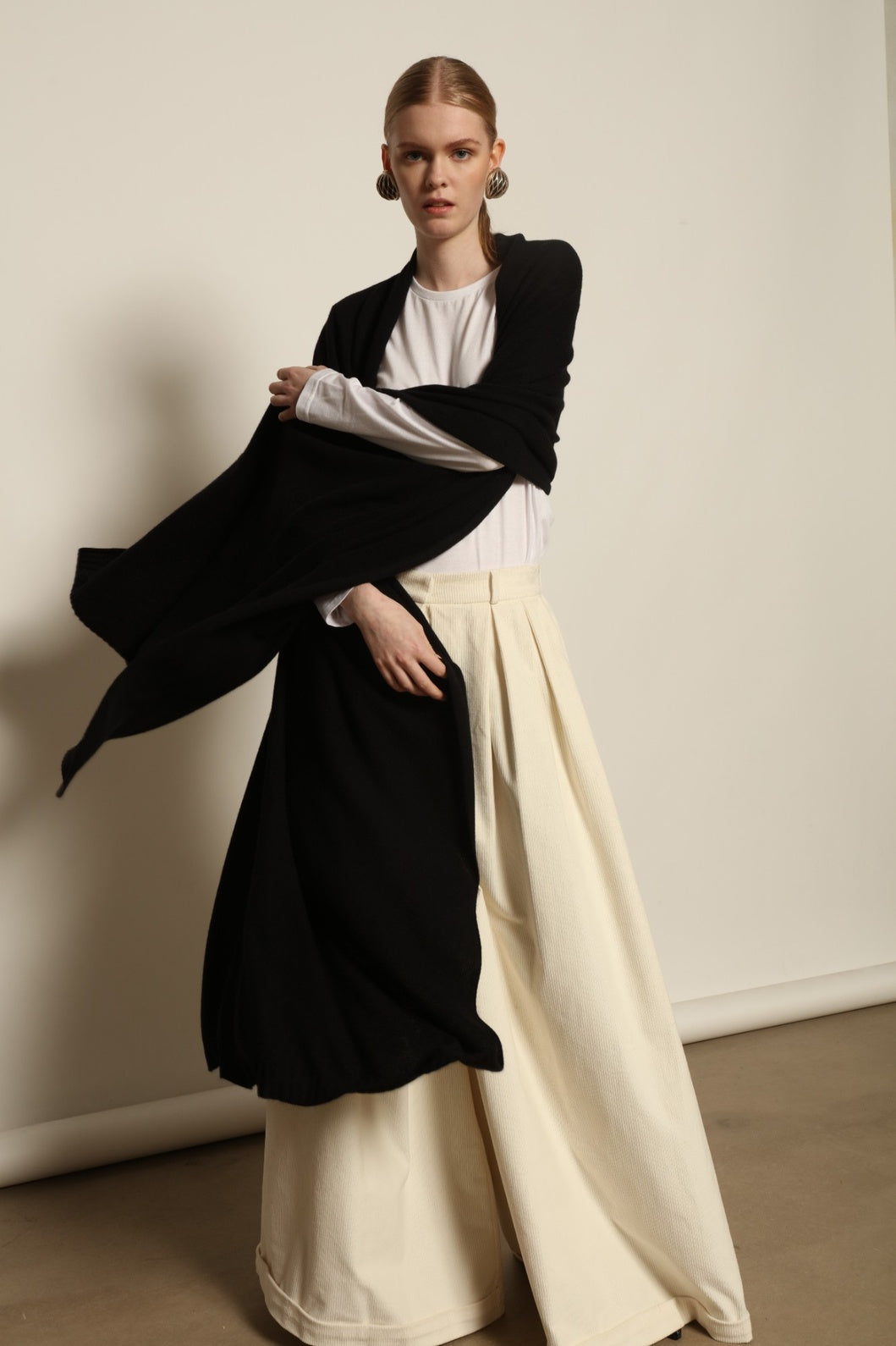 Black Leni Scarf - House of Woven Stories