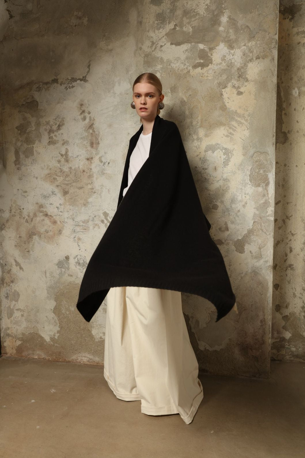 Black Leni Scarf - House of Woven Stories