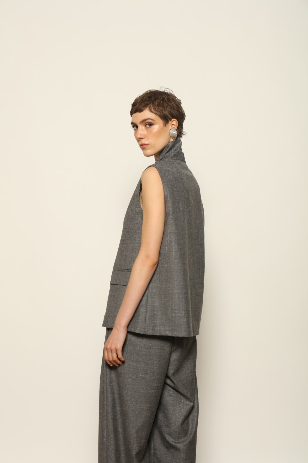 Parigi Grey Off-White Trousers - House of Woven Stories