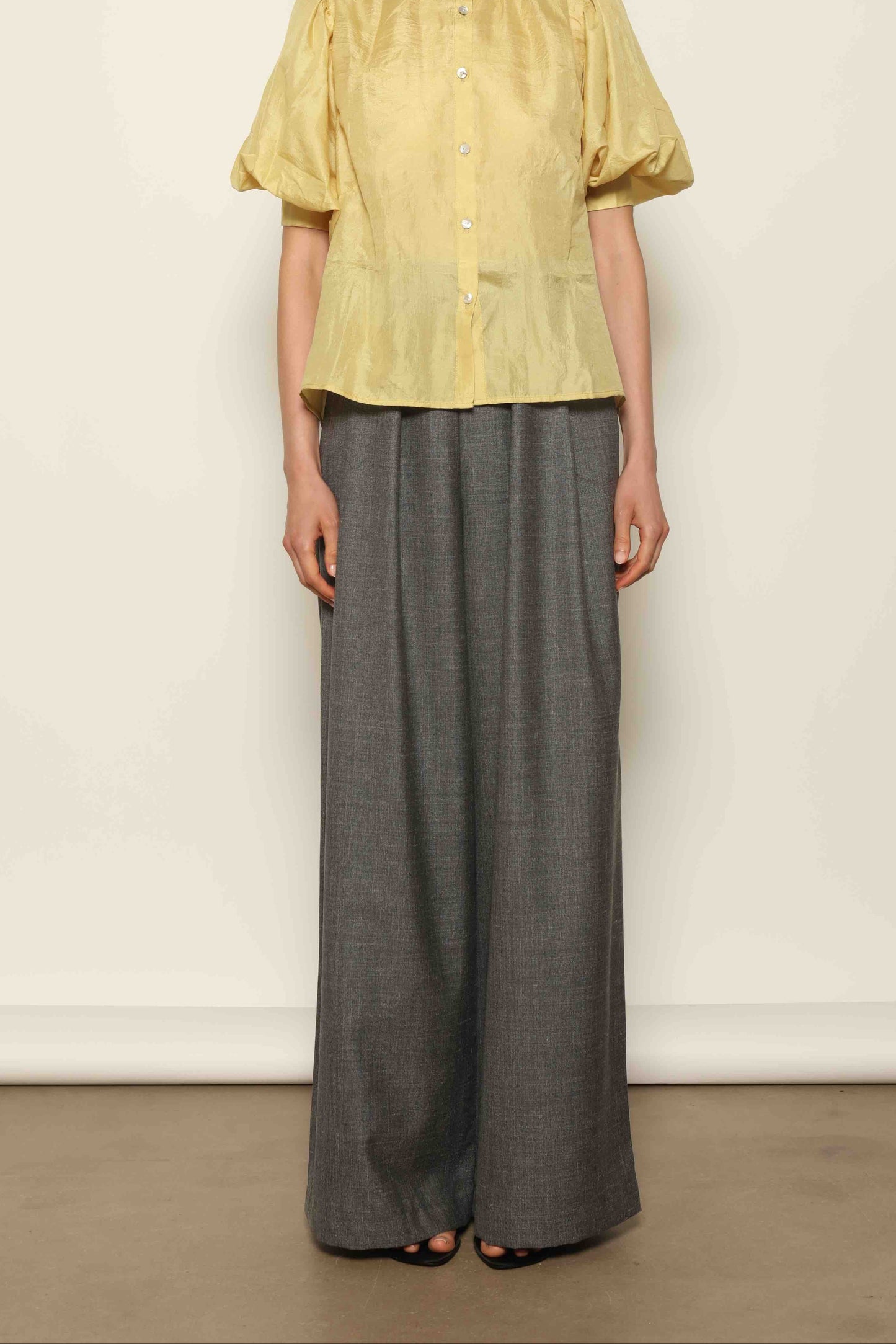 Parigi Grey Off-White Trousers - House of Woven Stories
