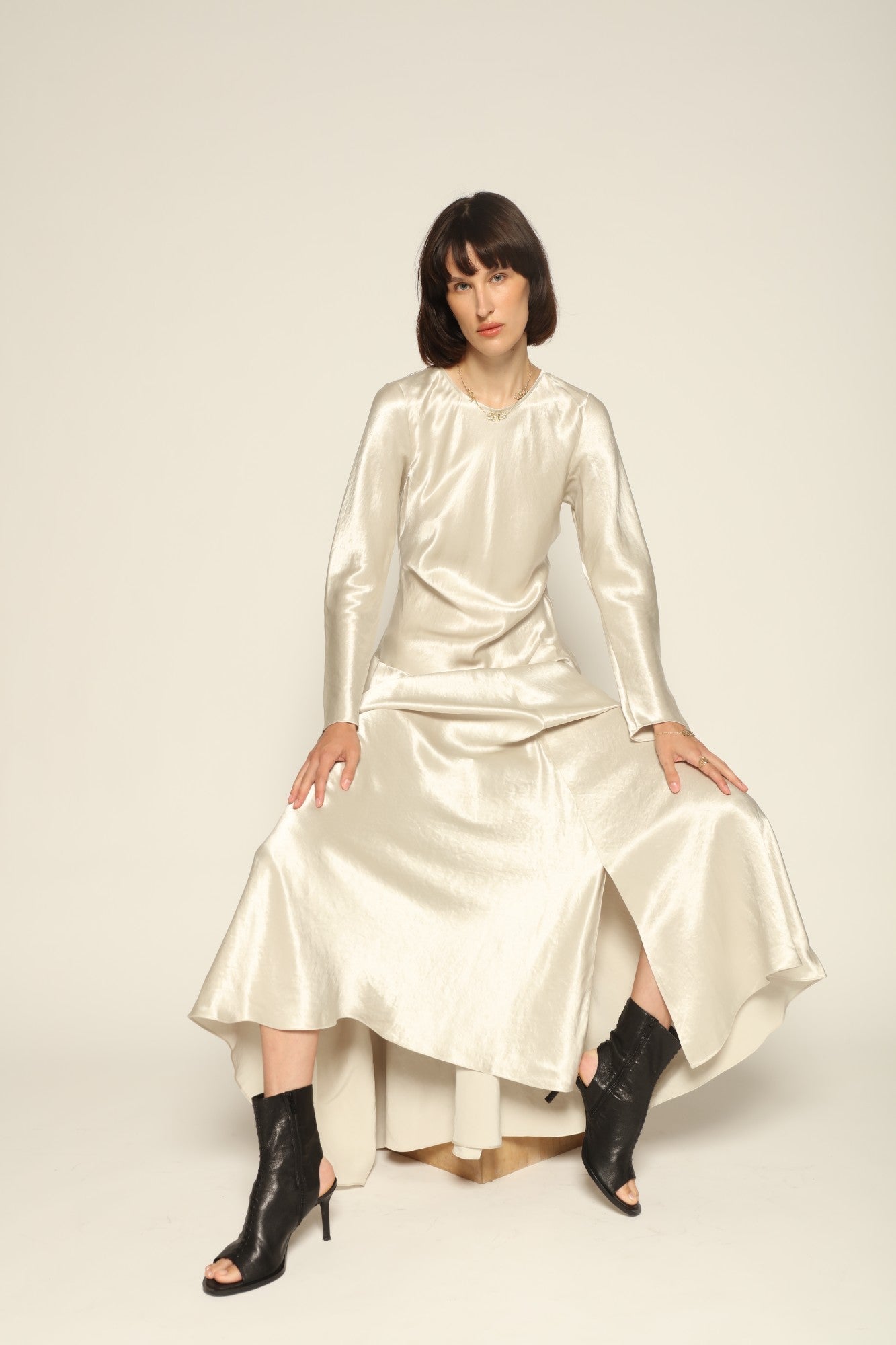 Yara Dress - Abadia
