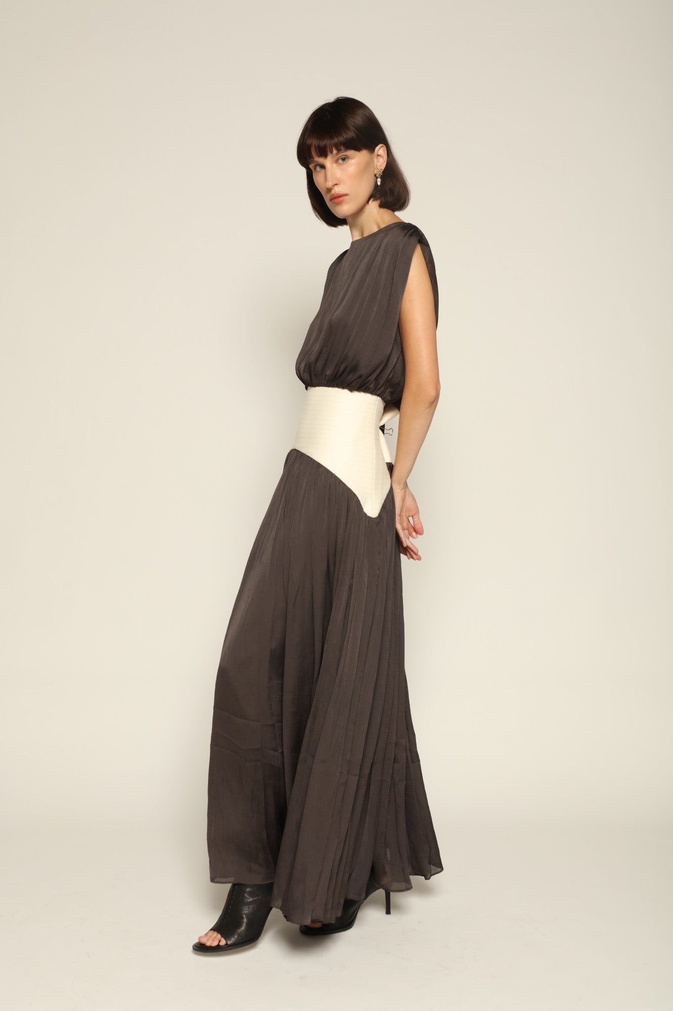 Suri Maxi Dress - Abadia