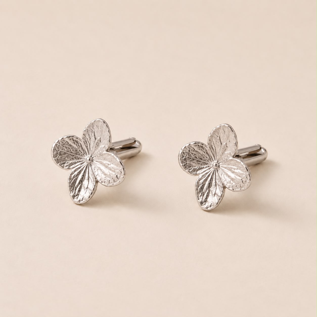 Hydrangea Cufflinks - Atelier Margaux Toussaint