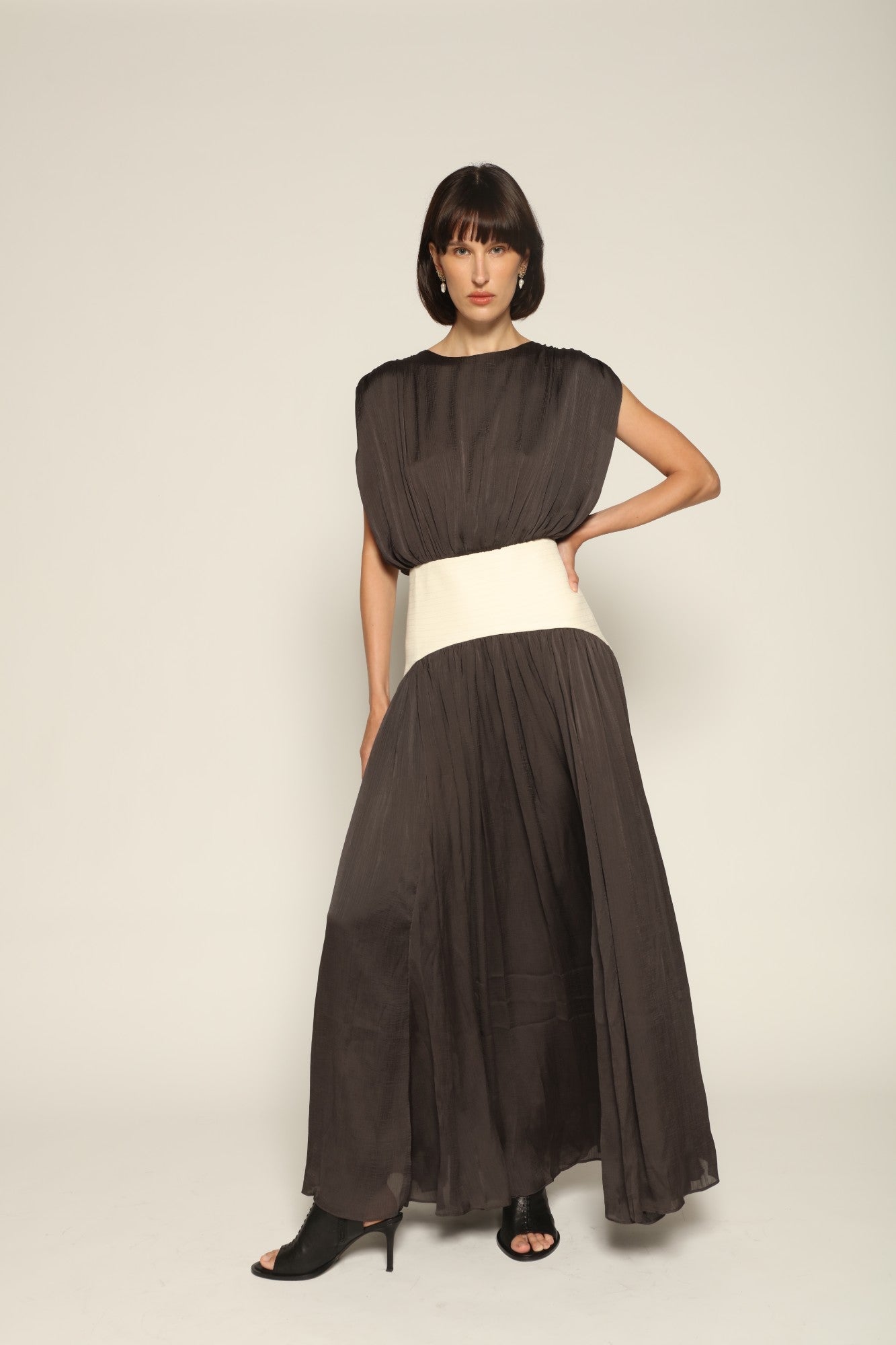 Suri Maxi Dress - Abadia