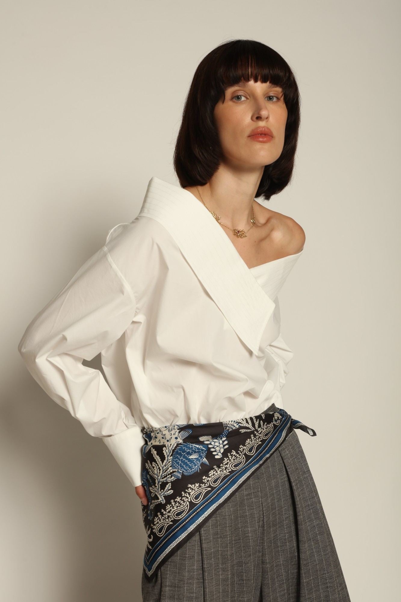 Off Shoulder Woven Bodysuit - Abadia