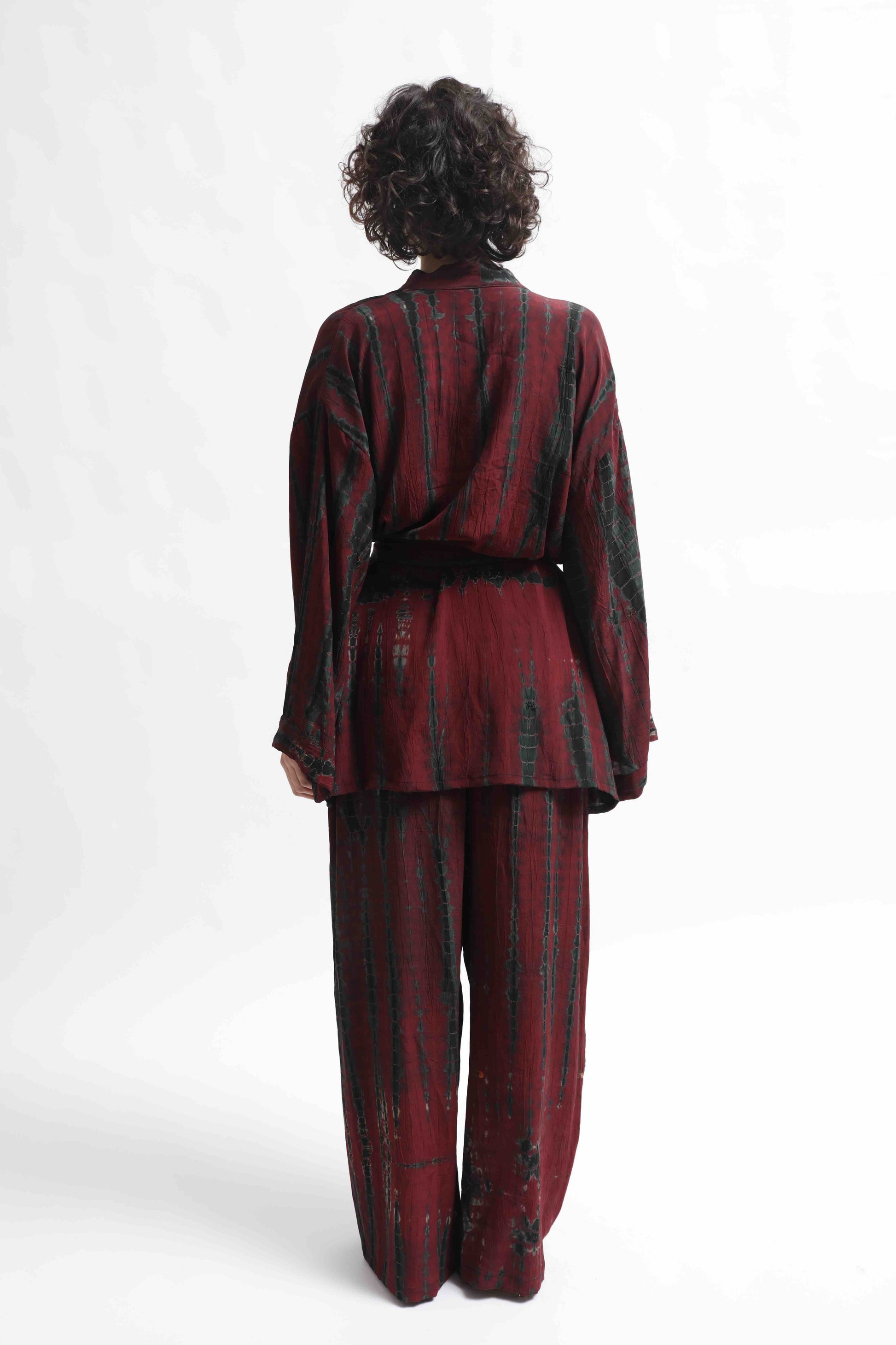 Gorana Aegean Kimono Suit by House of Woven Stories, relaxed silk kimono cut from hand-dyed antique saris using the Shibori technique, showcasing a one-of-a-kind, effortless silhouette. Last piece available.
