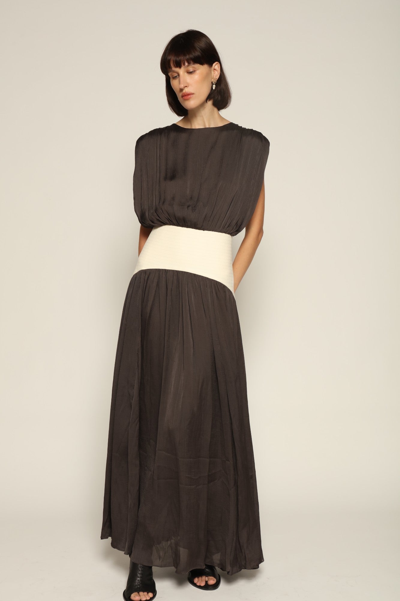 Suri Maxi Dress - Abadia