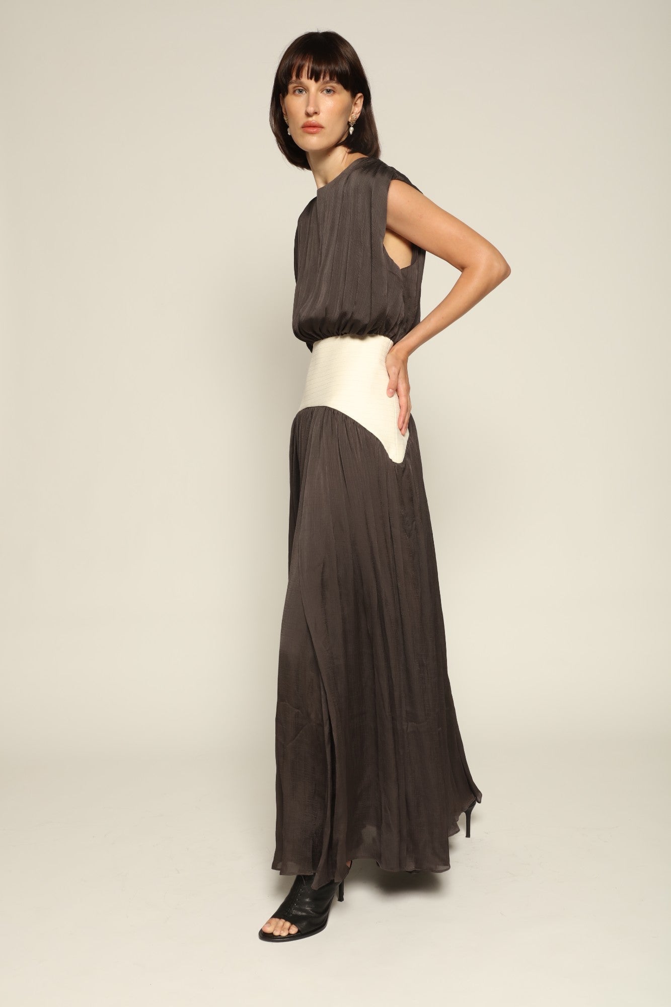 Suri Maxi Dress - Abadia
