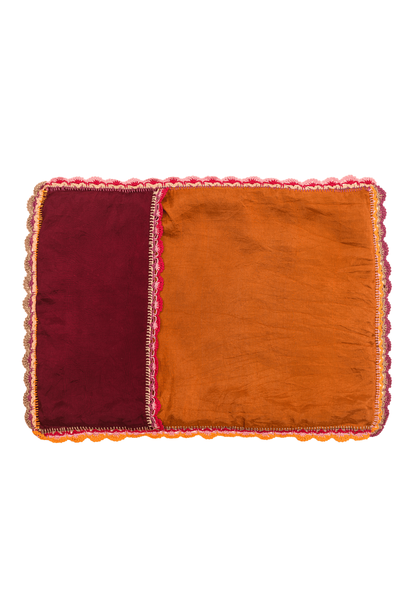 Soft, breathable Ophelia silk pillowcase by Supernaturae, handwoven in Murshidabad, India, and naturally dyed by Zapotec artisans in Oaxaca, Mexico with traditional pigments for rich, vibrant colors.