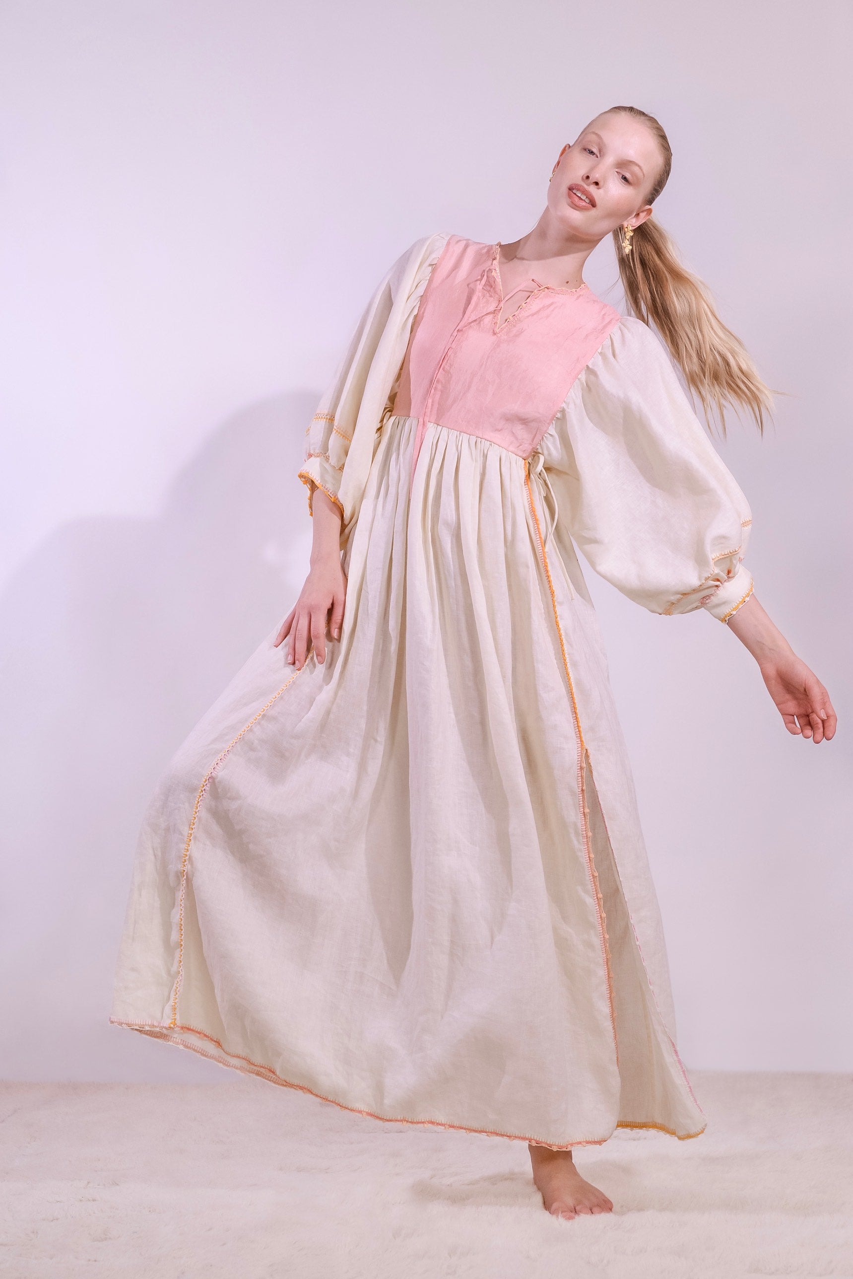 Serafina Dress by Supernaturae – handwoven silk kaftan in pink-violet tones, featuring natural plant dyes and artisanal crochet details. Lightweight, one-size fit, crafted in Mexico.