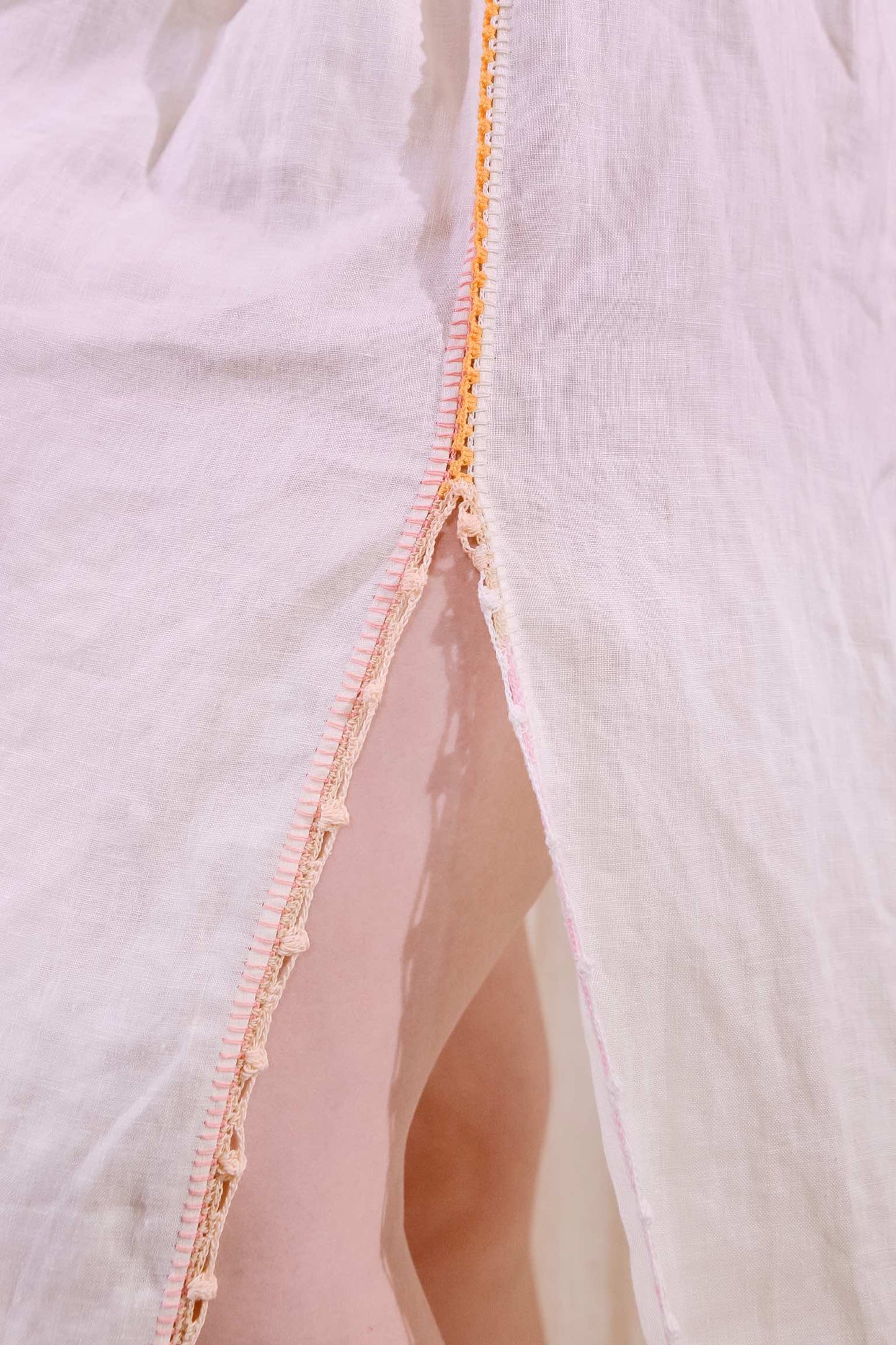 Serafina Dress by Supernaturae – handwoven silk kaftan in pink-violet tones, featuring natural plant dyes and artisanal crochet details. Lightweight, one-size fit, crafted in Mexico.