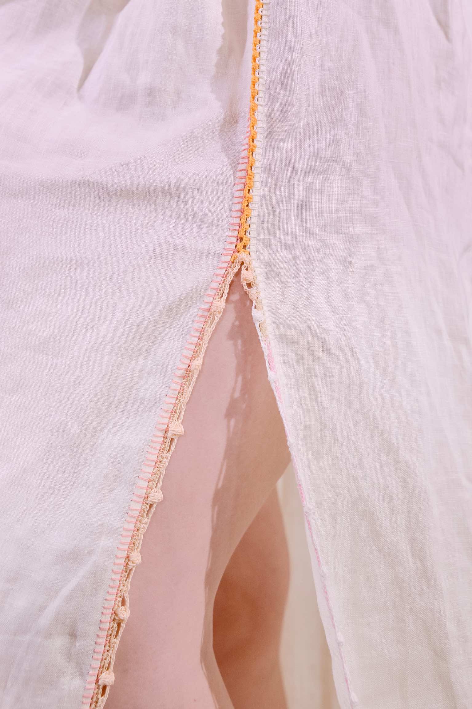 Serafina Dress by Supernaturae – handwoven silk kaftan in pink-violet tones, featuring natural plant dyes and artisanal crochet details. Lightweight, one-size fit, crafted in Mexico.