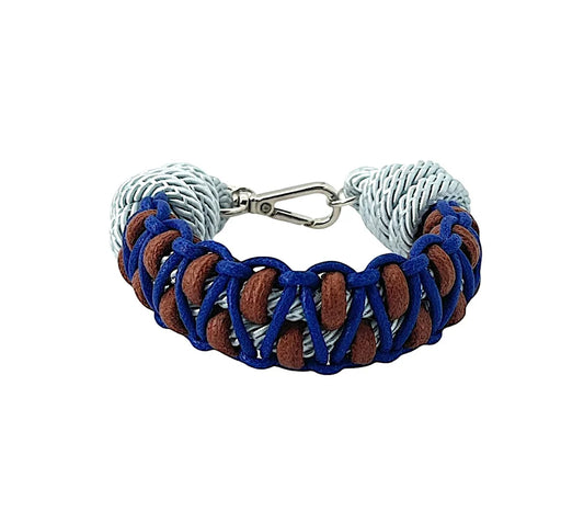 Blues Emil bracelet by MY BOB, handcrafted macramé with bohemian 70s flair and vibrant colors. Part of House of Woven Stories selection.