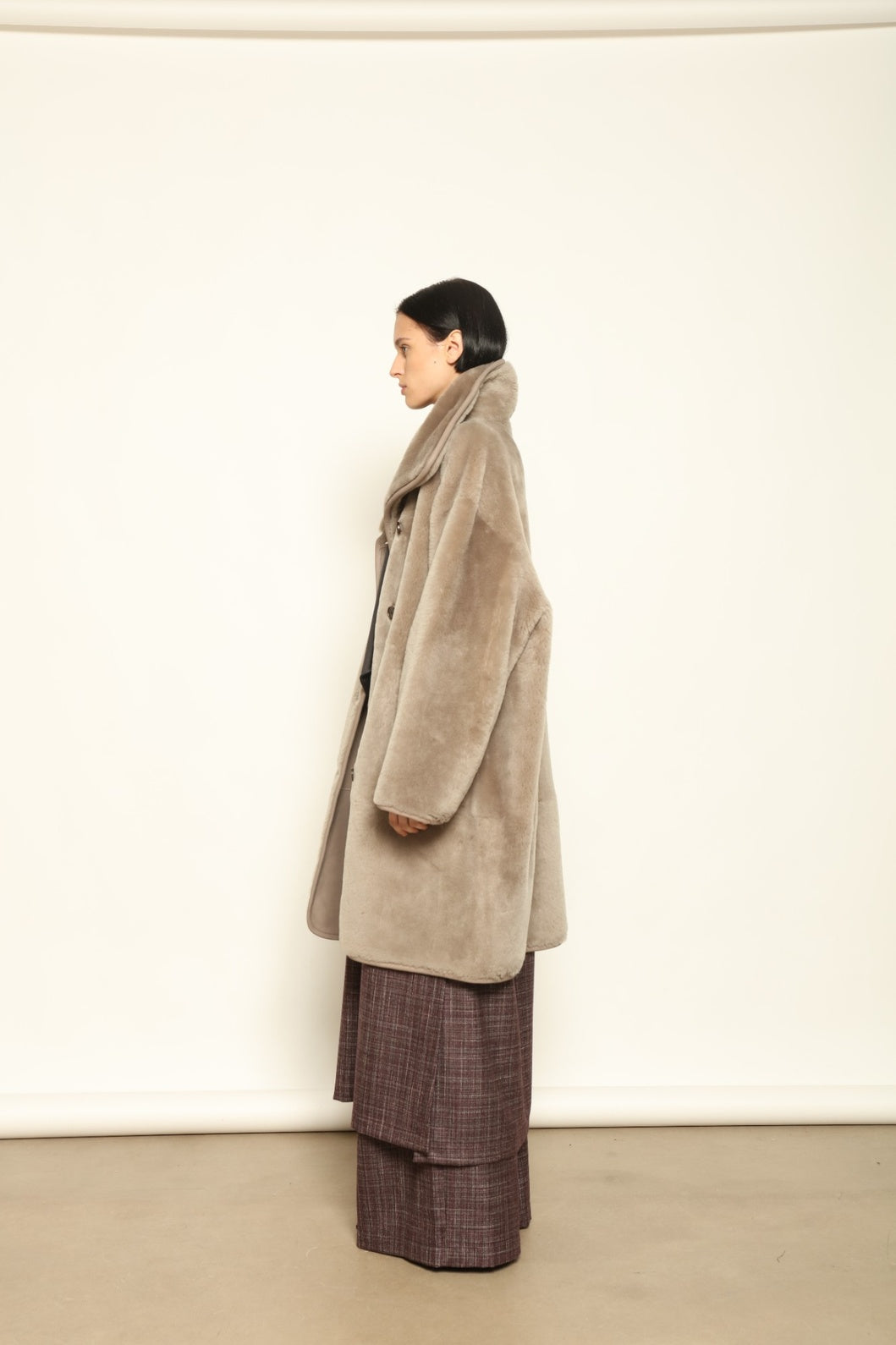 Giselle Colombe Long Silky Peach Jacket by Novelle – reversible Italian shearling and nappa leather jacket in soft peach tones, handcrafted with timeless elegance for House of Woven Stories.