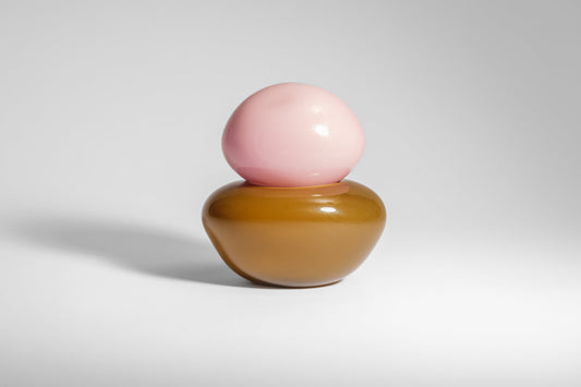 Bonbonniere by Helle Mardahl Studio in Milky Rose and Caramel, handmade sculptural glass keepsake box with organic shape, coloured lid and contemporary home decor design from House of Nomad Stories.