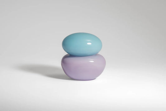 Bonbonniere Mini by Helle Mardahl Studio in Ice Blue and Lavender, handmade glossy glass keepsake box with rounded form and delicate colour combination from House of Nomad Stories.