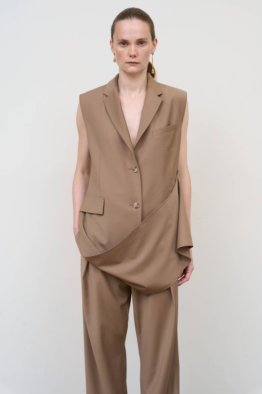 litkovska-wool-blend-deconstructed-beige-vest-scarf-detail-architectural-tailoring-house-of-woven-stories