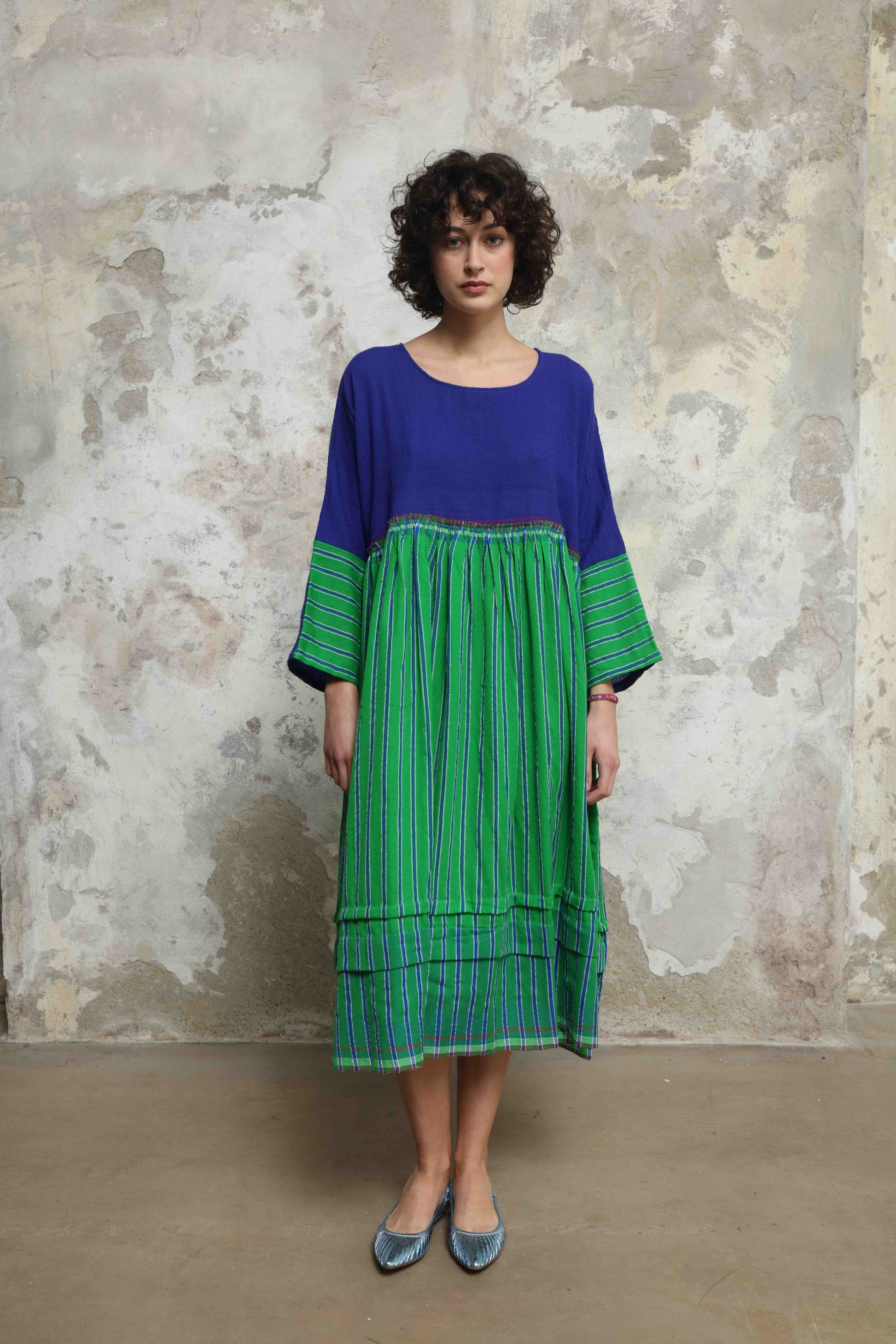Handloom wool midi dress in indigo and green by Injiri, artisan-made in India with sustainable craftsmanship. Available at House of Woven Stories.
